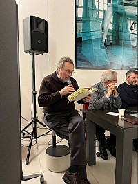Faggi legge un brano del romanzo postumo di Raffaello Pecchioli